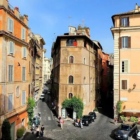Giulia Charme - My Extra Rome