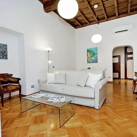 Apartment Giulia Charme - My Extra *
